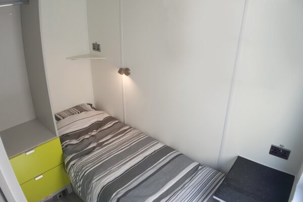 Slaapcabine met 2 aparte bedden - Image 4